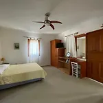 Pegasus Studios & Apartments