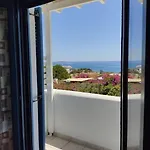 Peaceful Getaway For 2 - Amazing Sea View/Sunbeds!