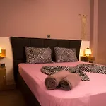 Deluxe Apartment In The Center
