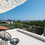 Ennea Suites-Null Suite