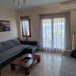 Kyana Big Blue Apartments