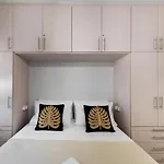 Birds 1Br Apartment