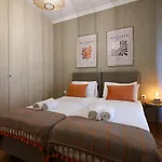 Prime Location Athens Exec 2Bd Apt By Live&Travel