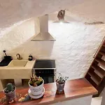 Marianta House