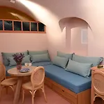 Philoxenia Traditional Apartments