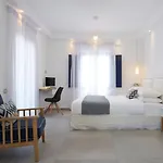 Lovely Santorini Villa 3 Bedrooms Villa Petra Private Pool Outdoor Dining Area Exo Gialos