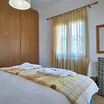 Noname House