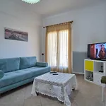 Noname House