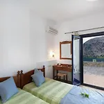 Lakescape Villa In Kournas - Amazing View