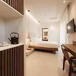 Ikyma Boutique
