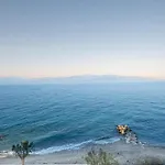 Riviera Hotel
