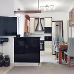 Varkiza Sea View Apartment - Free Parking