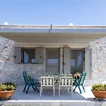 Enada Suite & Olive Farm