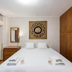 City Moon Seafront 3-Bedroom Apt By Halu!