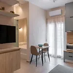 Thea Small House