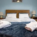 Roula\'S Cosy Home