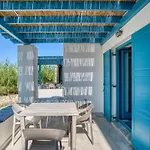 G&K Blue House On Agia Anargyroi Beach, Naousa