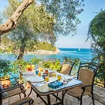 Aglaia Villa