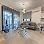 Athenean Bnb - Modern Apartments Near Marina Flisvos