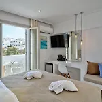 Kanale\'S Rooms & Suites