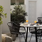 Iria Beach Art Hotel