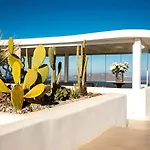 Cavo Tagoo Santorini