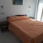 Gerekos Studios And Apartments