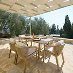 Villa Agnanti