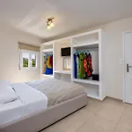 George Apartment