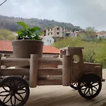 Guesthouse Axieros