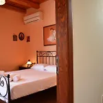 Viva Elafonisi - Studios Or Apartment, 10Min To Beach