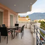 Marine Luxury Apartment Kalamata
