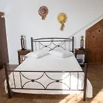 Nick And Bill\'S Family House Leros