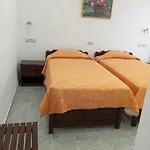 Gerekos Studios And Apartments