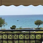 Mola Kalyva Seaview Mesidrili