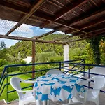 Green Eden Home Near The Beach