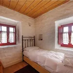 Lithos Traditional Tower