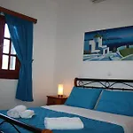 Voula\'S Garden Apartments