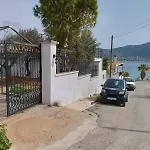 Oli\'S Sea House