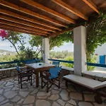 Maria\'S Village One Bedroom House 4
