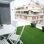 Central Aesthetic Studio With Panoramic Views