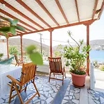 Hlia\'S House Near The Sea