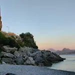 Eolia Beachfront Studios