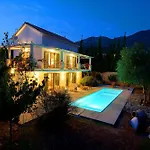 Villa Telina Ideales Resort