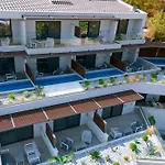 Aloe Elegant Suites