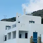 Aegean Mirror, Andros
