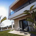 Kiki Villas