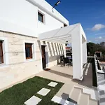 Kiki Villas