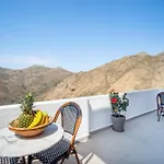 Selana Suites Chora