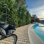 Five Stars Villa